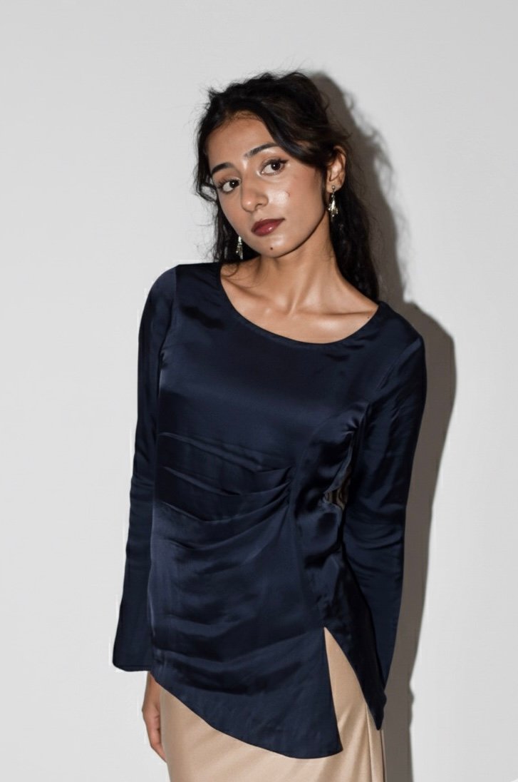 Plain Silk Top With Bell Sleeves and Side Pleats With A Jersey Silk Skirt - Image 3
